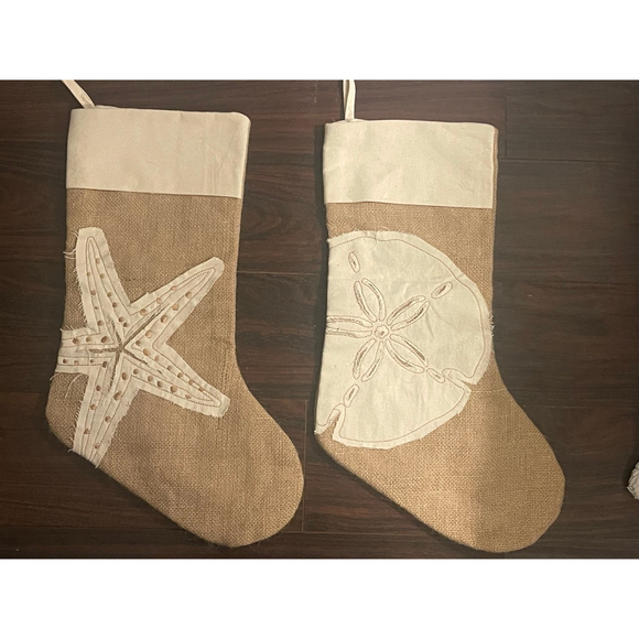 C&F Home Coastal Burlap Stockings Starfish Sand Dollar Set of 2, 19” - Picture 7 of 7
